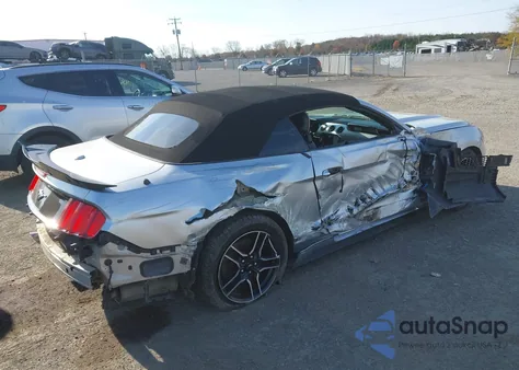 2017 Ford Mustang Ecoboost Premium z USA, uszkodzony, nr VIN 1FATP8UH4H5279545